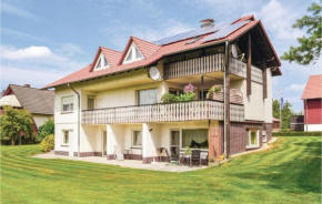 Отель Three-Bedroom Apartment in Breuna  Бройна